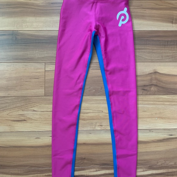 Peloton Womens' Fitness Apparel - Size X-Small: S/Pink - Picture 3 of 9